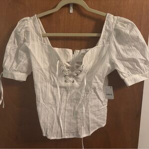 Free People Bishop & Young white peasant style top, NWT $90, size medium